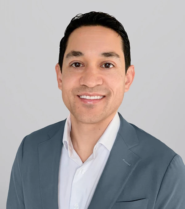 Maximilian J. Mizono